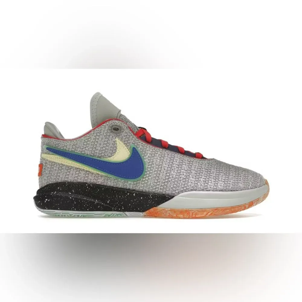 Nike Nike LeBron 20 basketball sneaker  Nike Lifer size 7Y